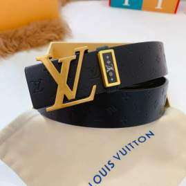 Picture of Louis Vuitton Belts _SKUfw123221600fw